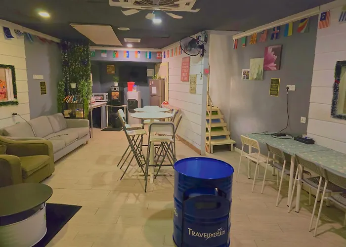 Travelogue Guest House